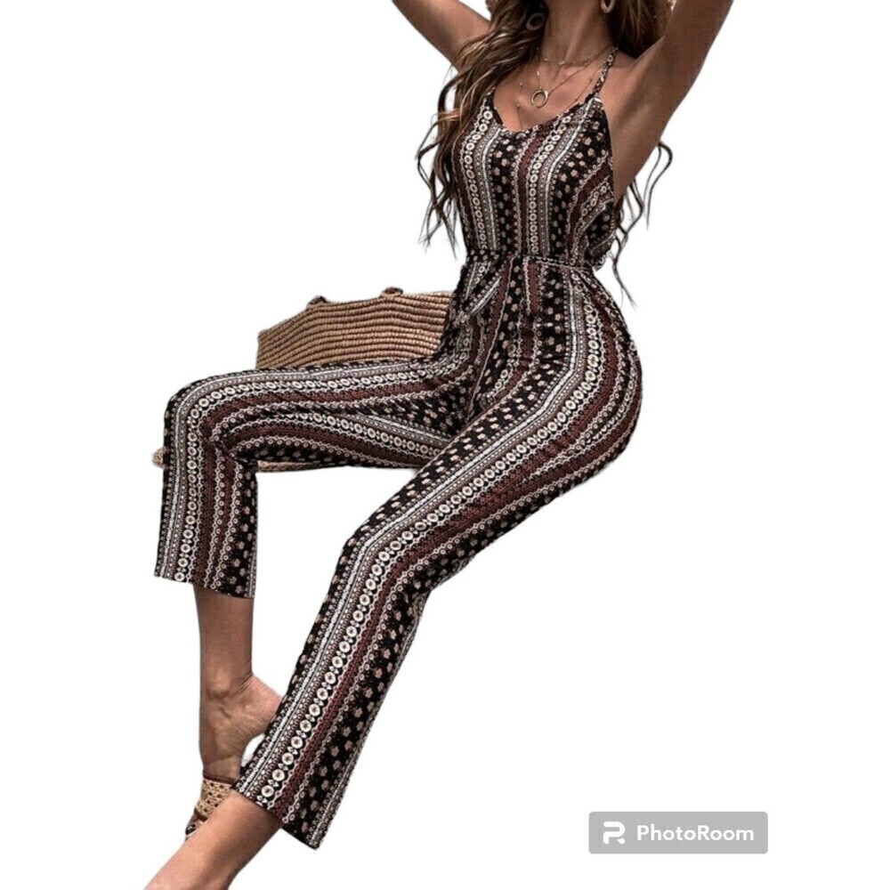 Women's Boho Floral & Geo Print Tie Back Belted Halter Jumpsuit Size Small - Picture 4 of 8